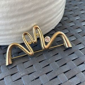 Vintage - Gold Broach